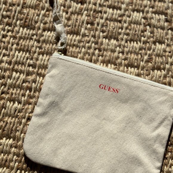 *Guess Small Pocket Organizer Makeup Clutch - Picture 3 of 7